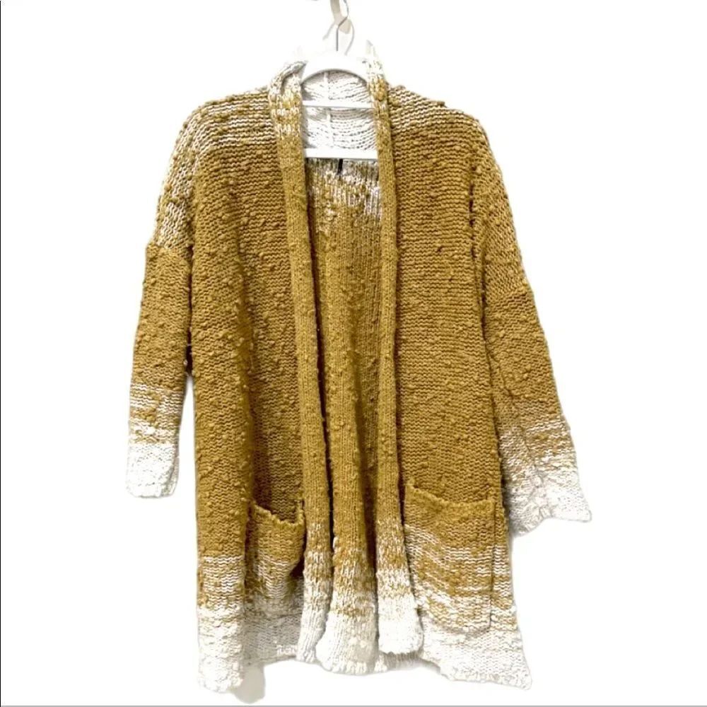 AWESOME KNUBBY Knit Cardigan!